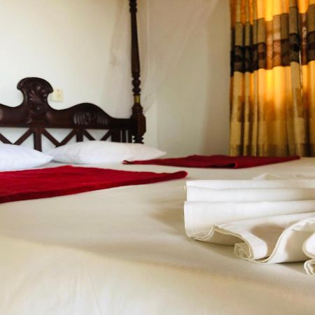 Bed and Breakfast Blue Sea View à Unawatuna Extérieur photo