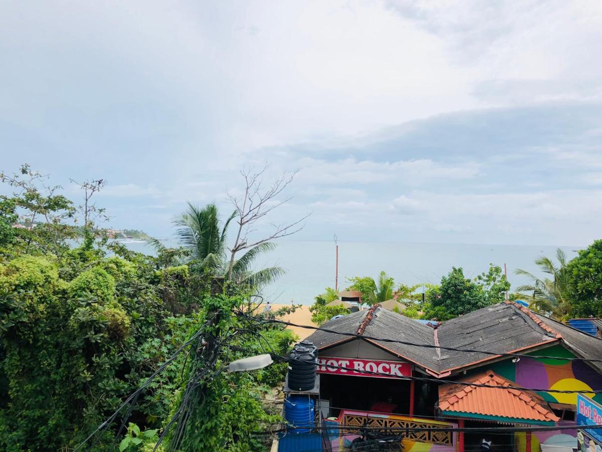 Bed and Breakfast Blue Sea View à Unawatuna Extérieur photo